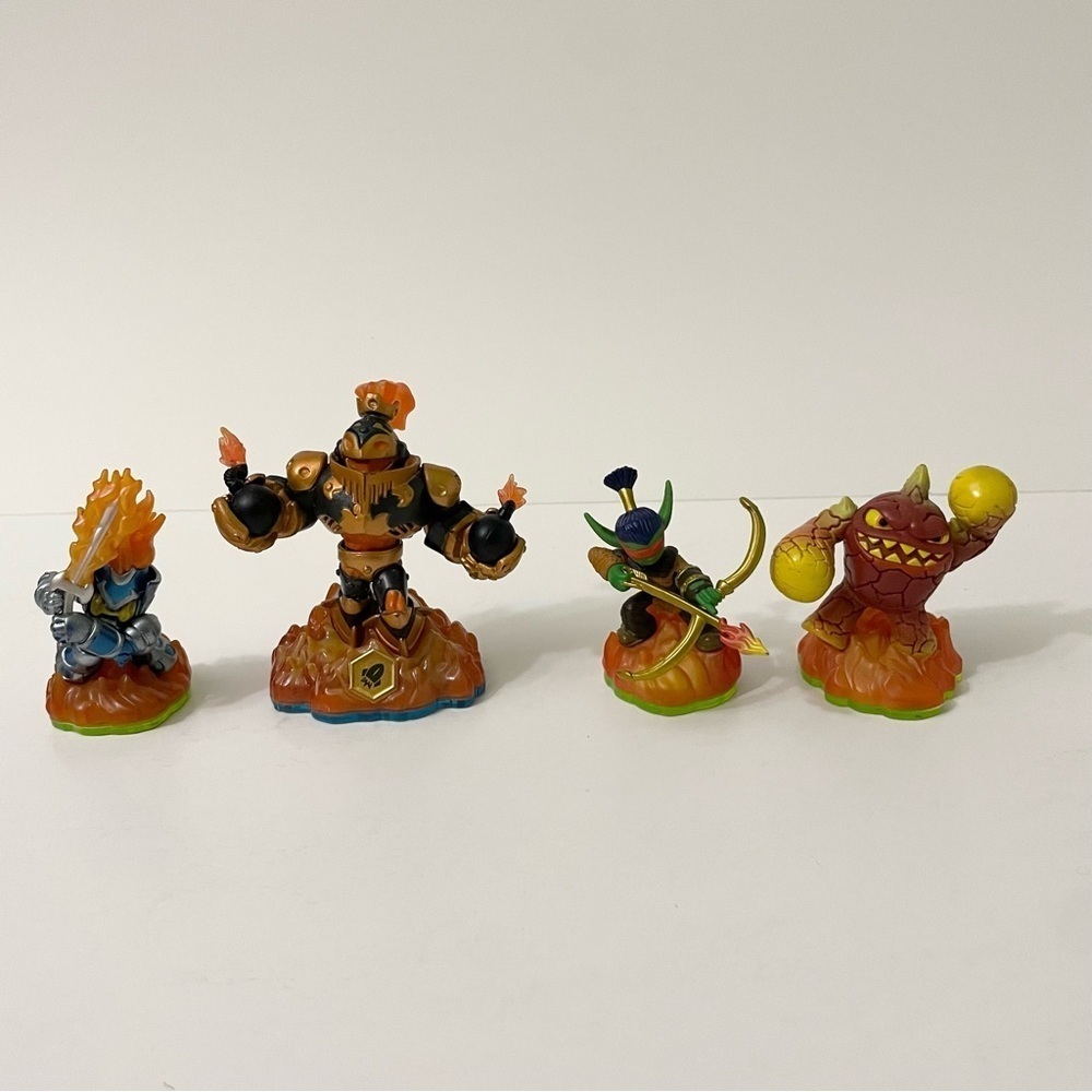 Lot of 4 Skylanders Ignitor Hot Head Flameslinger Eruptor Toys